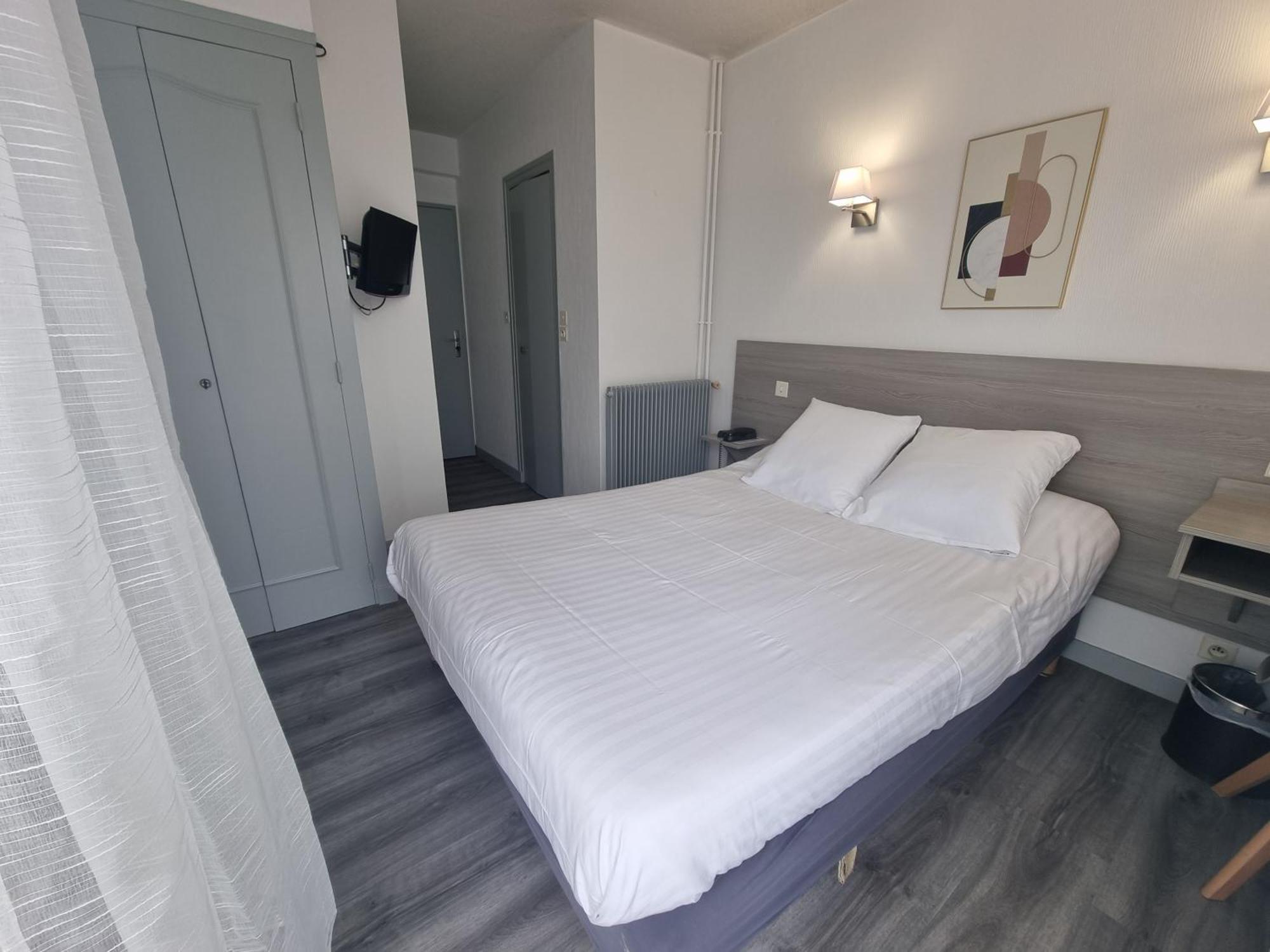 Hotel Le Vascon Dax Exterior photo